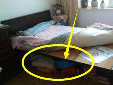 Dưới gầm giường có vật này bảo sao sức khỏe gia chủ suy yếu, Thần Tài phải đi đường vòng-3