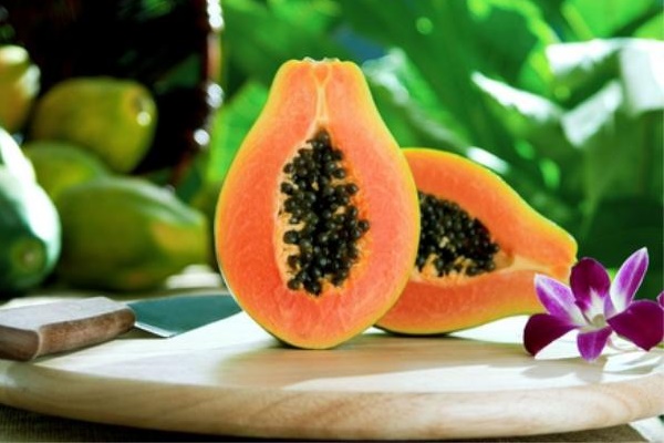 Lá đu đủ xào tỏi có tác dụng gì?-2