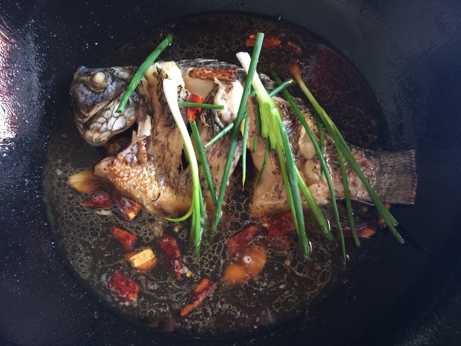 Cá rô phi kho tộ cho bữa tối ngon cơm-5