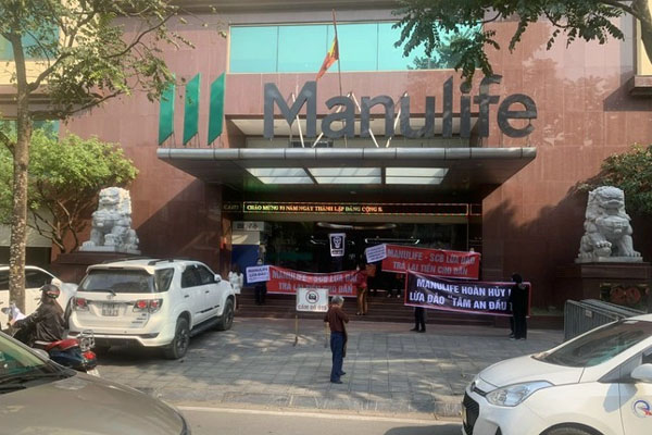 Manulife lên tiếng về việc gửi tiết kiệm tại SCB thành mua bảo hiểm-1