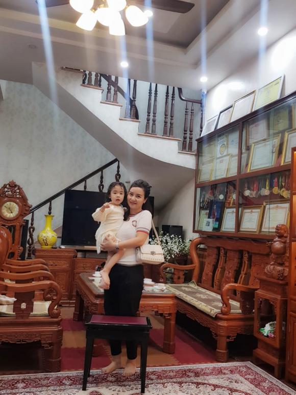 Quang Hải sa sút phong độ, thường xuyên phải ngồi dự bị ở Pháp, mẹ ruột và mẹ nuôi khéo động viên từ xa-6