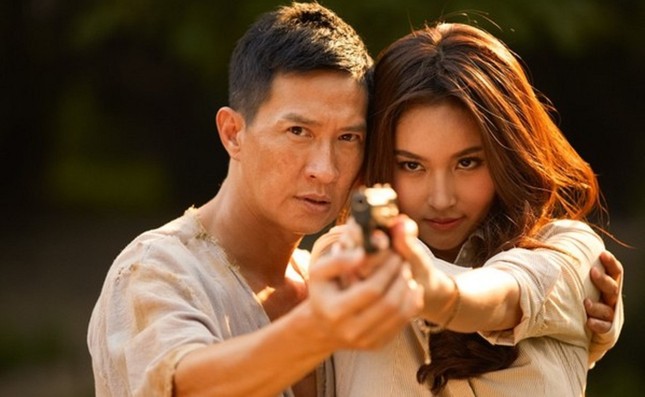 Tài tử Trương Gia Huy súc miệng sau cảnh hôn Hoa hậu chuyển giới đẹp nhất Thái Lan-1