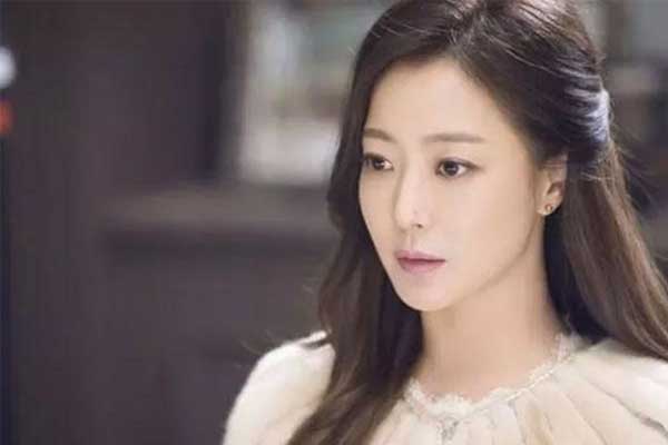 Sau đổ vỡ hôn nhân, dường như mẹ không còn yêu tôi nữa-2