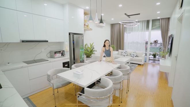 Những hot girl mua nhà trước 25 tuổi-5