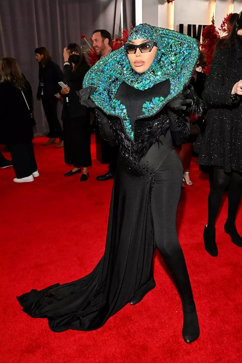 Váy thảm họa, xấu nhất thảm đỏ Grammy 2023-8