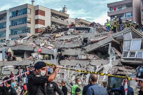 Người sống sót sau động đất Thổ Nhĩ Kỳ: Khắp nơi đều vang tiếng la hét-3