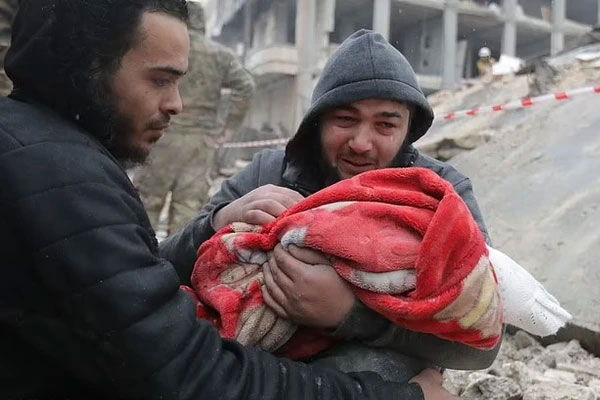 Chùm ảnh chứng minh mức độ tàn phá khủng khiếp của động đất ở Thổ Nhĩ Kỳ: Di tích lịch sử ngàn năm tuổi bị san phẳng trong chốc lát-15