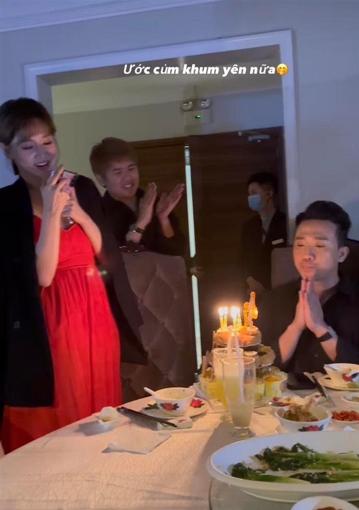 Hari Won bị trang phục phản chủ: 7749 bị đồn có bầu vẫn không tránh-2