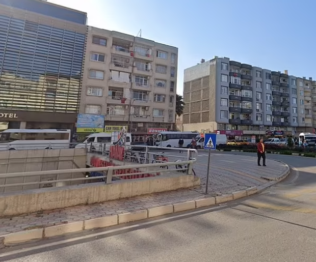 Chùm ảnh chứng minh mức độ tàn phá khủng khiếp của động đất ở Thổ Nhĩ Kỳ: Di tích lịch sử ngàn năm tuổi bị san phẳng trong chốc lát-13