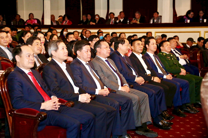 Hoàn Kiếm tổ chức sinh hoạt chính trị: Chủ tịch Hồ Chí Minh - tên Người sáng mãi-1