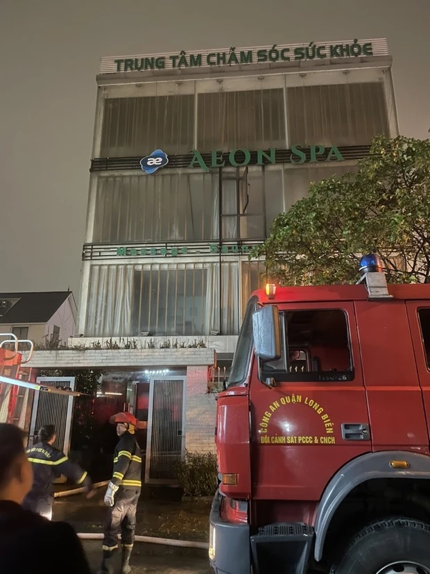 Nhiều người thoát nạn trong vụ cháy cơ sở massage ở Hà Nội-3
