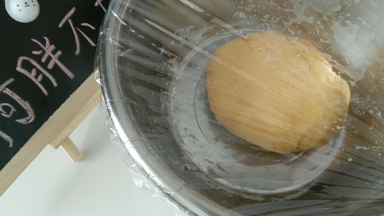 Cách làm bánh bao hình con ong đơn giản, dễ thương cho bé-3