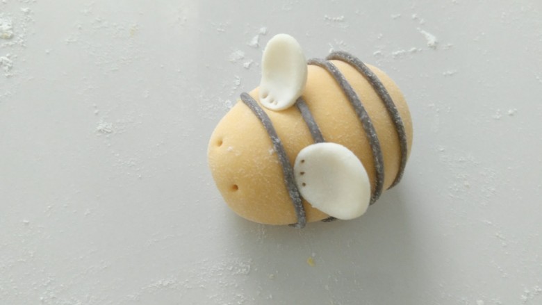 Cách làm bánh bao hình con ong đơn giản, dễ thương cho bé-11
