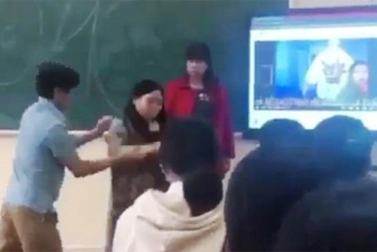 Cần xem xét lại quy trình kỷ luật nữ giáo viên bị đồng nghiệp ‘khóa tay’, đuổi khỏi lớp