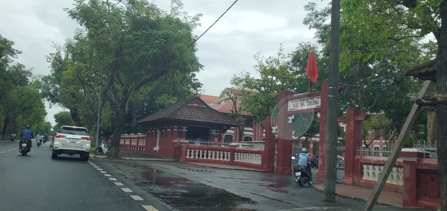 Cần xem xét lại quy trình kỷ luật nữ giáo viên bị đồng nghiệp ‘khóa tay’, đuổi khỏi lớp-1