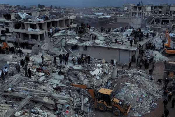 Cư dân Syria cầu cứu nhưng xung quanh chỉ toàn là thi thể-2