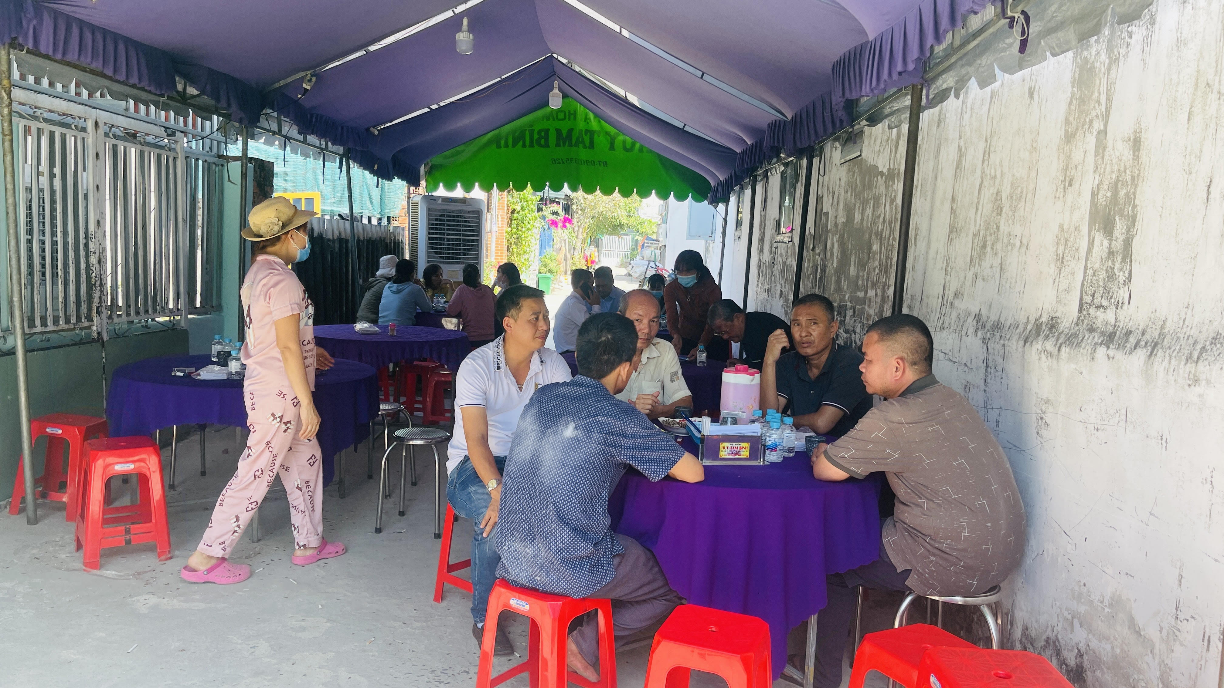 Nghẹn ngào đám tang bé gái bị xe đưa đón học sinh cán tử vong-2