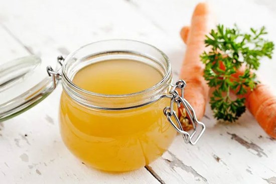 Cách nấu nước dùng ngọt thơm tự nhiên không cần xương hay mì chính