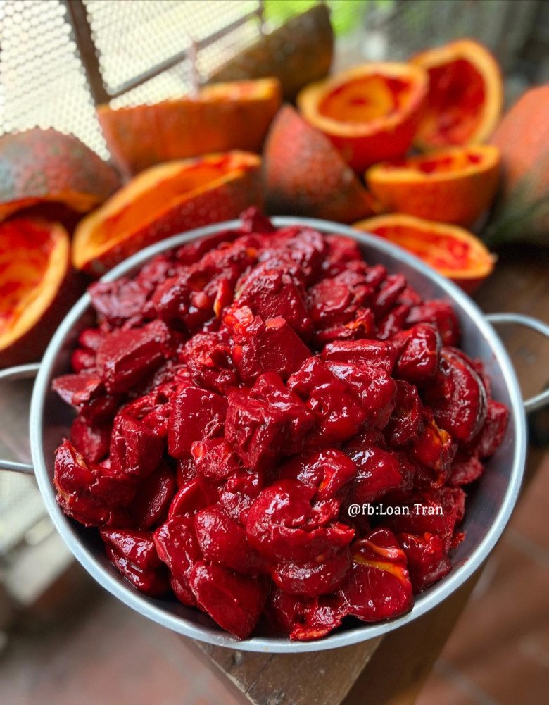 Gấc đã cuối mùa nhanh tay làm cách này để gấc cả năm màu vẫn đẹp, cần lúc nào có ngay lúc đó-4