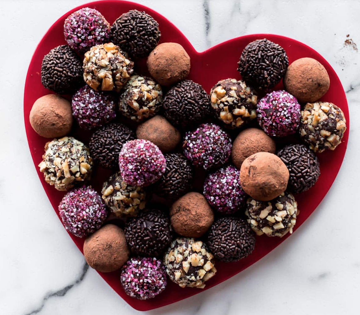 Cách làm chocolate truffle cực ngon và đẹp cho ngày Lễ Tình nhân-1