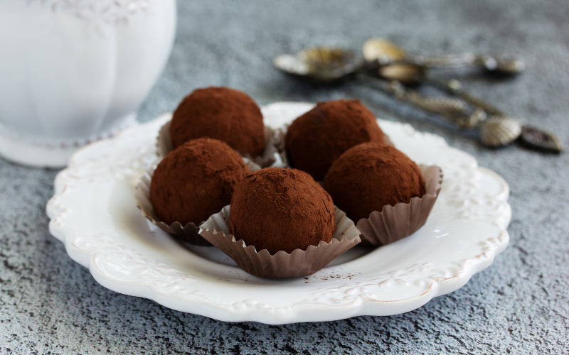 Cách làm chocolate truffle cực ngon và đẹp cho ngày Lễ Tình nhân-5