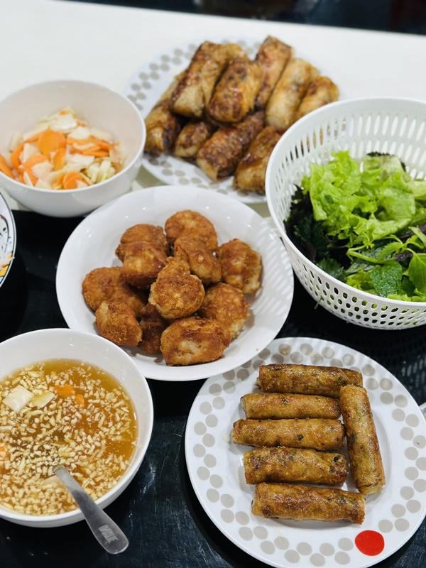 Siêu mẫu 3 con có số hưởng, về nhà chồng đã sẵn sàng cơm ngon canh ngọt, món dễ làm còn giảm cân cực hiệu quả-8