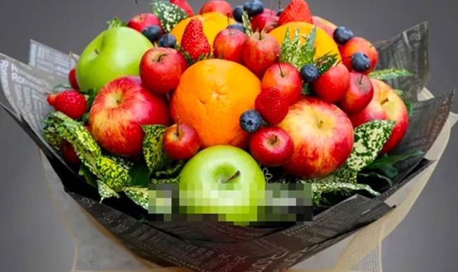 Những bó hoa Valentine siêu độc lạ: Không chỉ ăn được mà còn tiêu được-6