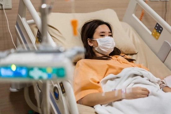 Bị sụt 15kg trong 2 tháng, cô gái phát hiện liệt dạ dày vì kiểu ăn uống nhiều người trẻ làm