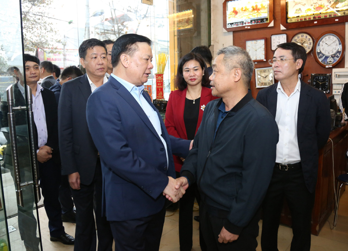 Bí thư Thành ủy Đinh Tiến Dũng kiểm tra tiến độ GPMB Dự án Vành đai 4-4