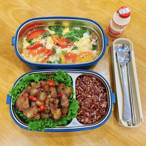 Gái đảm nấu cơm hộp mang đi ăn trưa, cả tháng không trùng món, vừa tiết kiệm lại đầy đủ dinh dưỡng-2