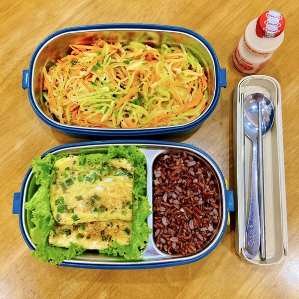 Gái đảm nấu cơm hộp mang đi ăn trưa, cả tháng không trùng món, vừa tiết kiệm lại đầy đủ dinh dưỡng-22