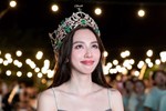 Hoa hậu Thùy Tiên bị nói làm lố, giả nai vì... không biết ăn chân gà-3