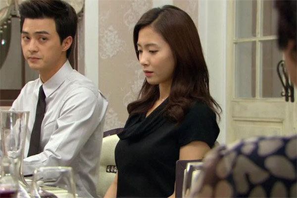 Kết hôn 26 năm không phải nấu ăn dù chỉ 1 bữa, sau khi mẹ chồng qua đời tôi liền bị chồng đề nghị ly hôn, sau đó mới hiểu là một âm mưu-2