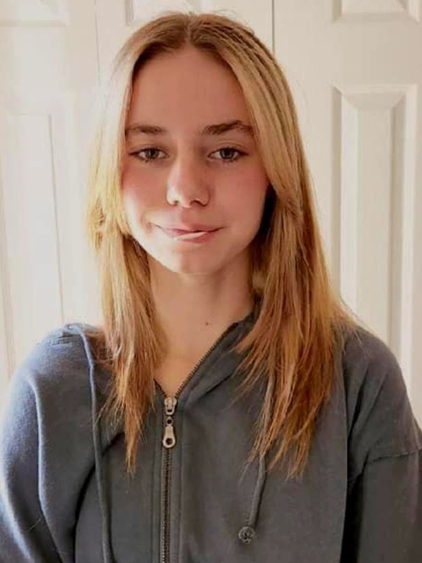 Nữ sinh 14 tuổi tự sát vì bị bạn đánh hội đồng, tung clip lên mạng-2