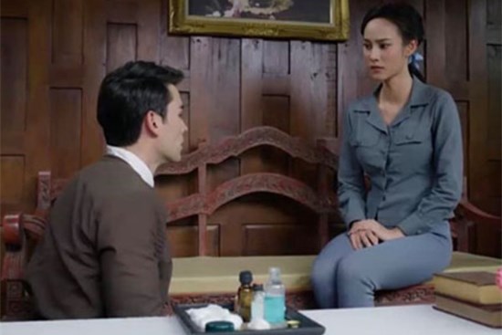 Bị vợ phát hiện ngoại tình tôi vội chia tay, ai ngờ cô ấy bảo 