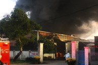 Cháy lớn tại nhà máy bao bì ở Quảng Ngãi, thiệt hại khoảng 7 tỉ đồng