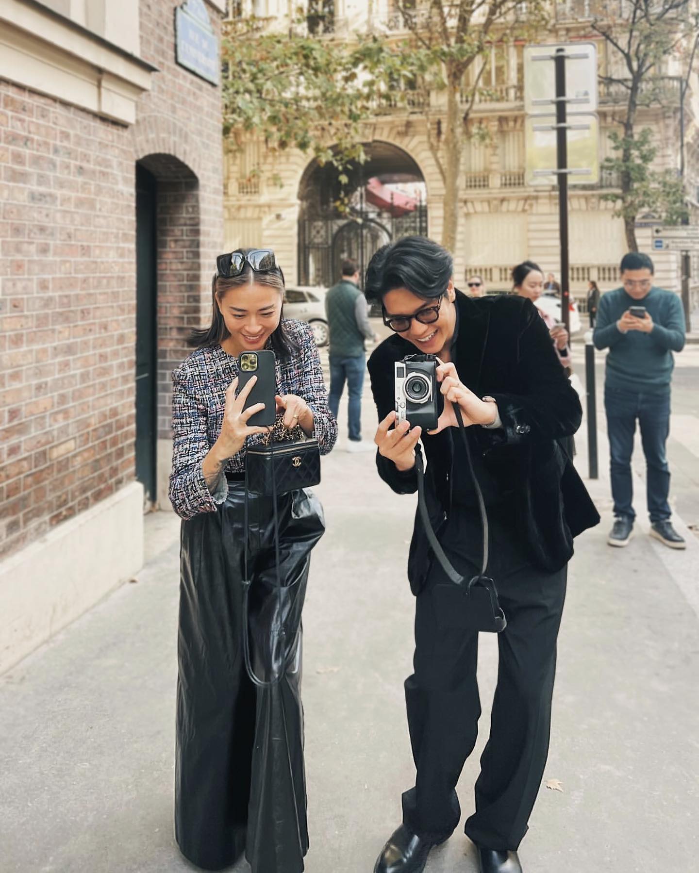 4 cặp vợ chồng showbiz Việt có phong cách thời trang ấn tượng-8