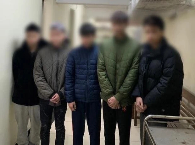 Bắt nhóm thanh niên chém đồng nghiệp vì hay nói xấu-1