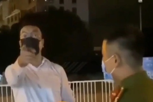 Người đàn ông xưng tao làm VTV, tiến sĩ tại chốt COVID-19 không được giảm án-1