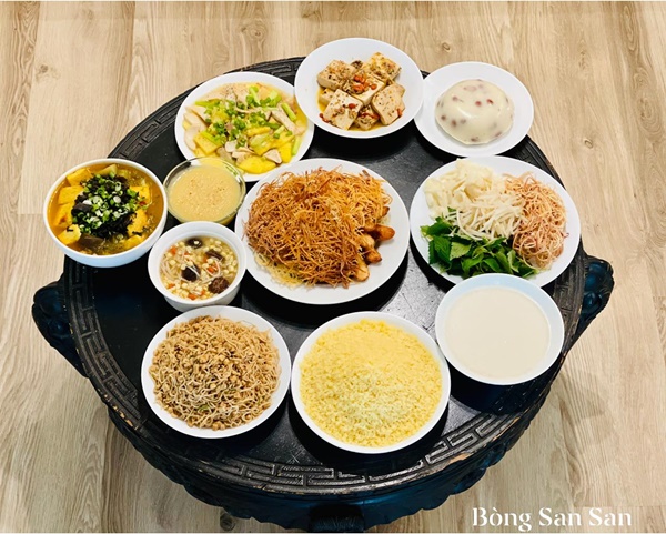 Diệu Hương quả là dâu hiền, làm mâm cơm cúng tại Mỹ tươm tất, toàn món ăn truyền thống đậm đà hương vị Việt-10