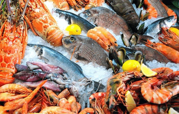 Bác sĩ cảnh báo có 3 tín hiệu lạ ở cổ coi chừng K tuyến giáp đang sinh sôi mà không biết-2