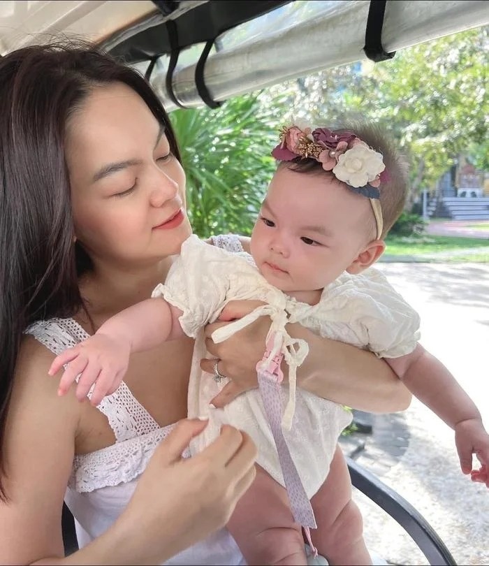 Con gái út đổ bệnh, Phạm Quỳnh Anh lo lắng, chẳng nỡ đi diễn xa-1