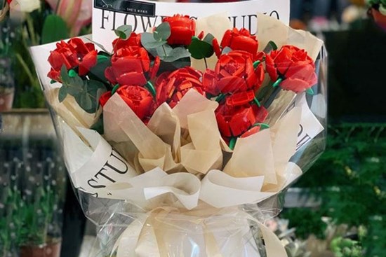 Lạ mắt trend mới hoa, quà dịp Valentine