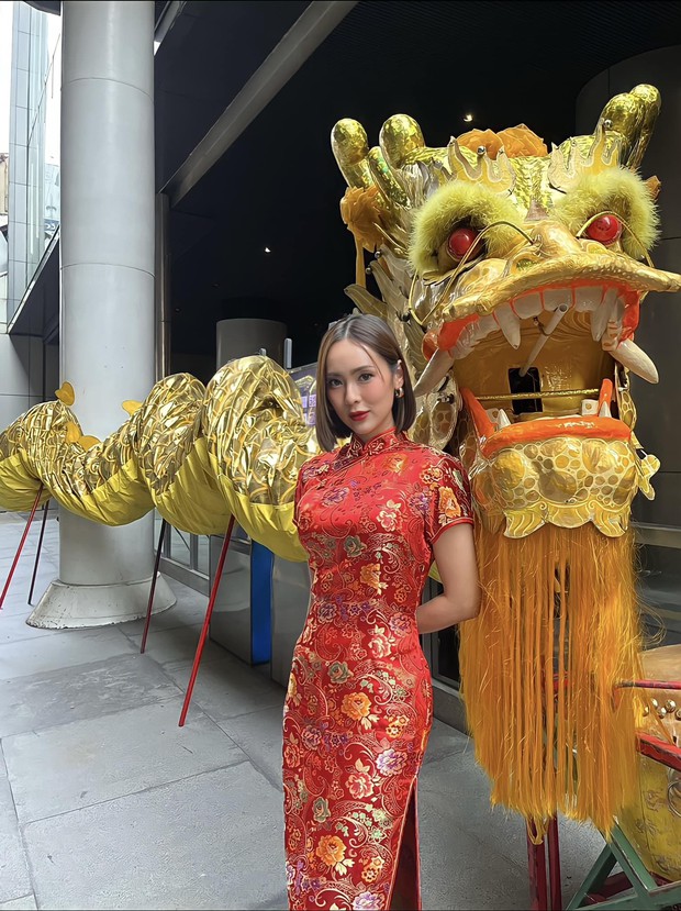 Chân dung nữ thần mới của bóng đá Thái Lan: Cực xinh đẹp, giỏi môn cưỡi ngựa-6