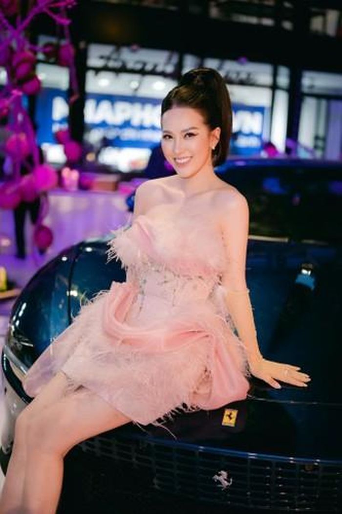 Nữ MC tố tuyển thủ Việt Nam gạ tình sẵn sàng đối chất-12