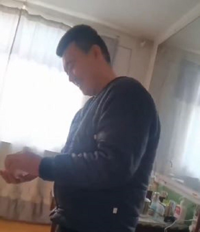 Lương tháng đưa hết cho vợ giữ, chồng bàng hoàng khi nhìn số dư sau 5 năm cưới-1