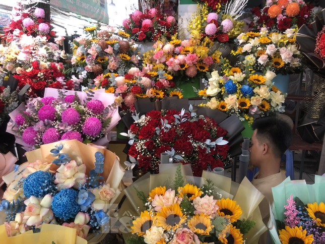 Hoa Valentine trang trí bắt mắt giá tiền triệu kèm lời nhắn bá đạo-5