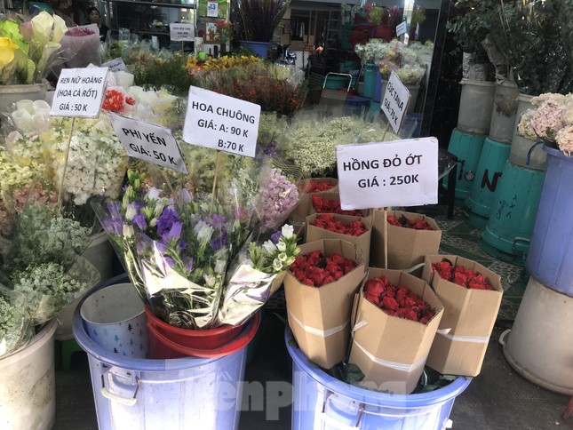 Hoa Valentine trang trí bắt mắt giá tiền triệu kèm lời nhắn bá đạo-6