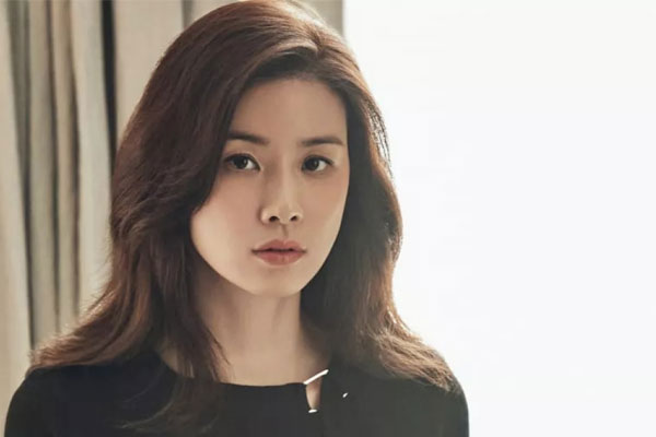 Bố mẹ cho của hồi môn một ngôi nhà, khi đi hưởng tuần trăng mật về, nhìn thấy hai người ngồi ở ghế sofa mà tôi dở khóc dở cười-1