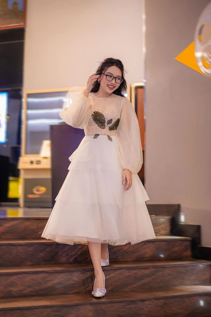 Thành công ở tuổi 20, Phương Mỹ Chi giàu cỡ nào?-8